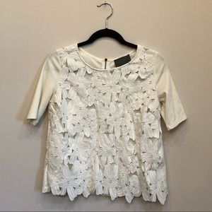 White Flower T, Small